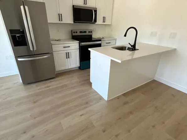 3013 Nelson Pl SE #1A, Washington, DC 20019