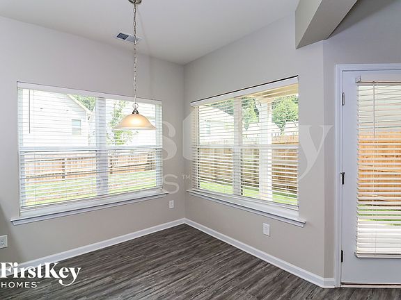 5th image of 195 Bryon Ln