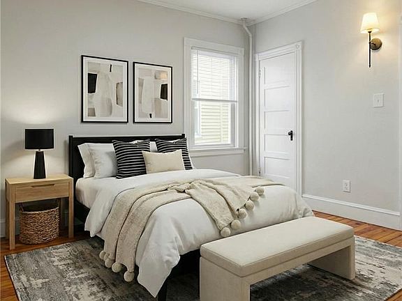 2nd image of 159 Camp St Floor 1
