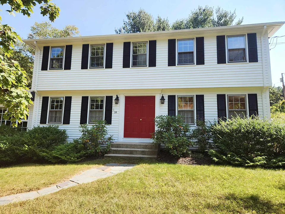 18 Townsend Dr