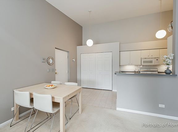 5th image of 738 N Gary Ave Unit 205