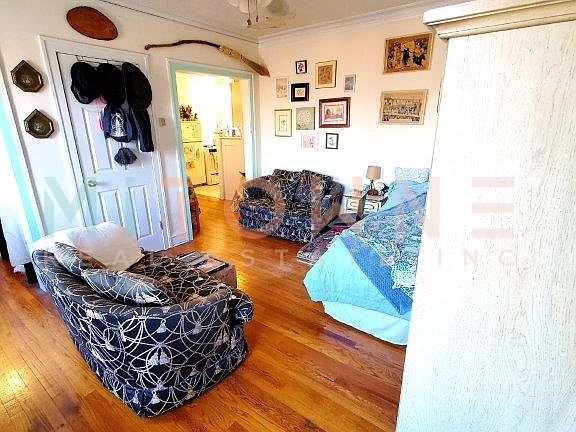 4th image of 7600 N Ashland Ave #3E