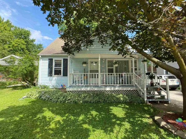 1314 Oak St, Oshkosh, WI 54901