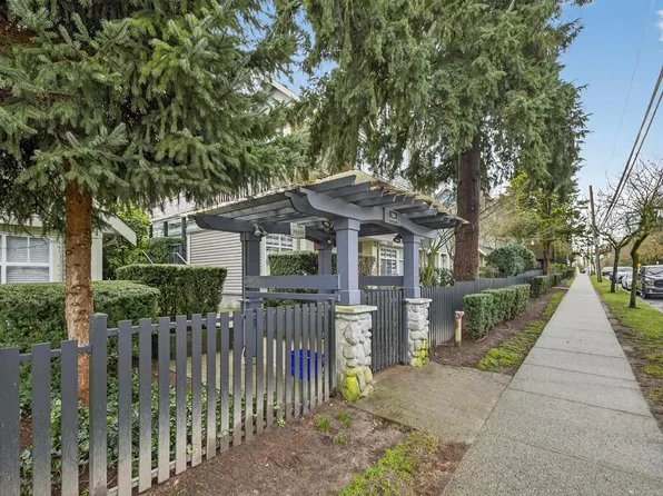 7128 Stride Ave #18, Burnaby, BC V3N 1T5