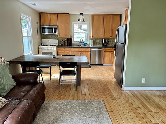 4th image of 6539 Rainbow Ln