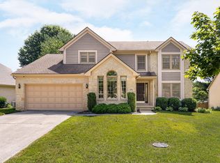 590 Kingfisher Dr, Westerville, OH 43082