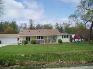W696 Cooper Rd, Oneida, WI 54155