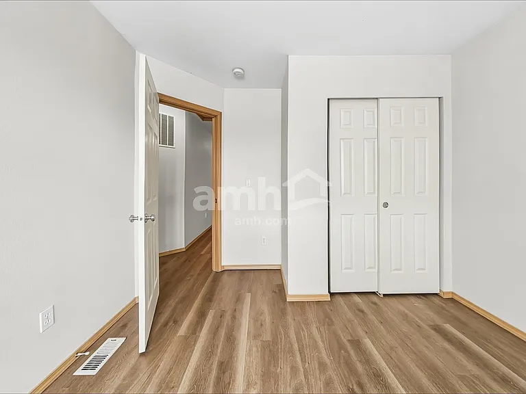 18245 72nd Ave E — Photo 14