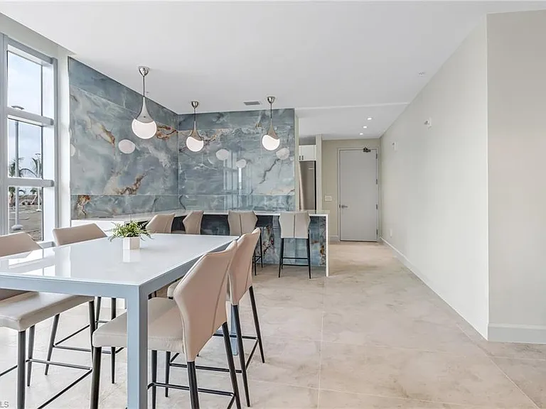 3000 Oasis Grand Blvd #606 — Photo 39