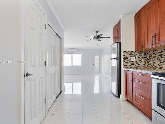 3rd image of 851 Meridian Ave APT 24
