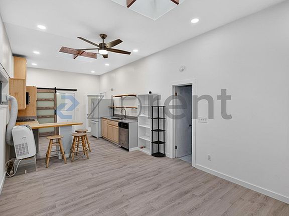 3rd image of 121 Sweeney Ct #Adu