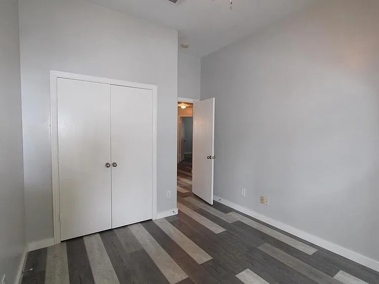 4611 Parkstone Bend Ct — Photo 27