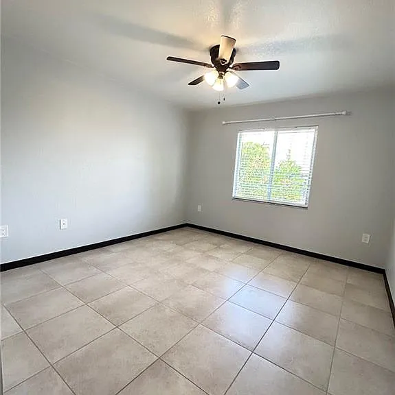 8284 Key Royal Cir #1323 — Photo 9