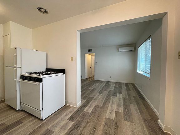 3rd image of 1818 N St APT 103