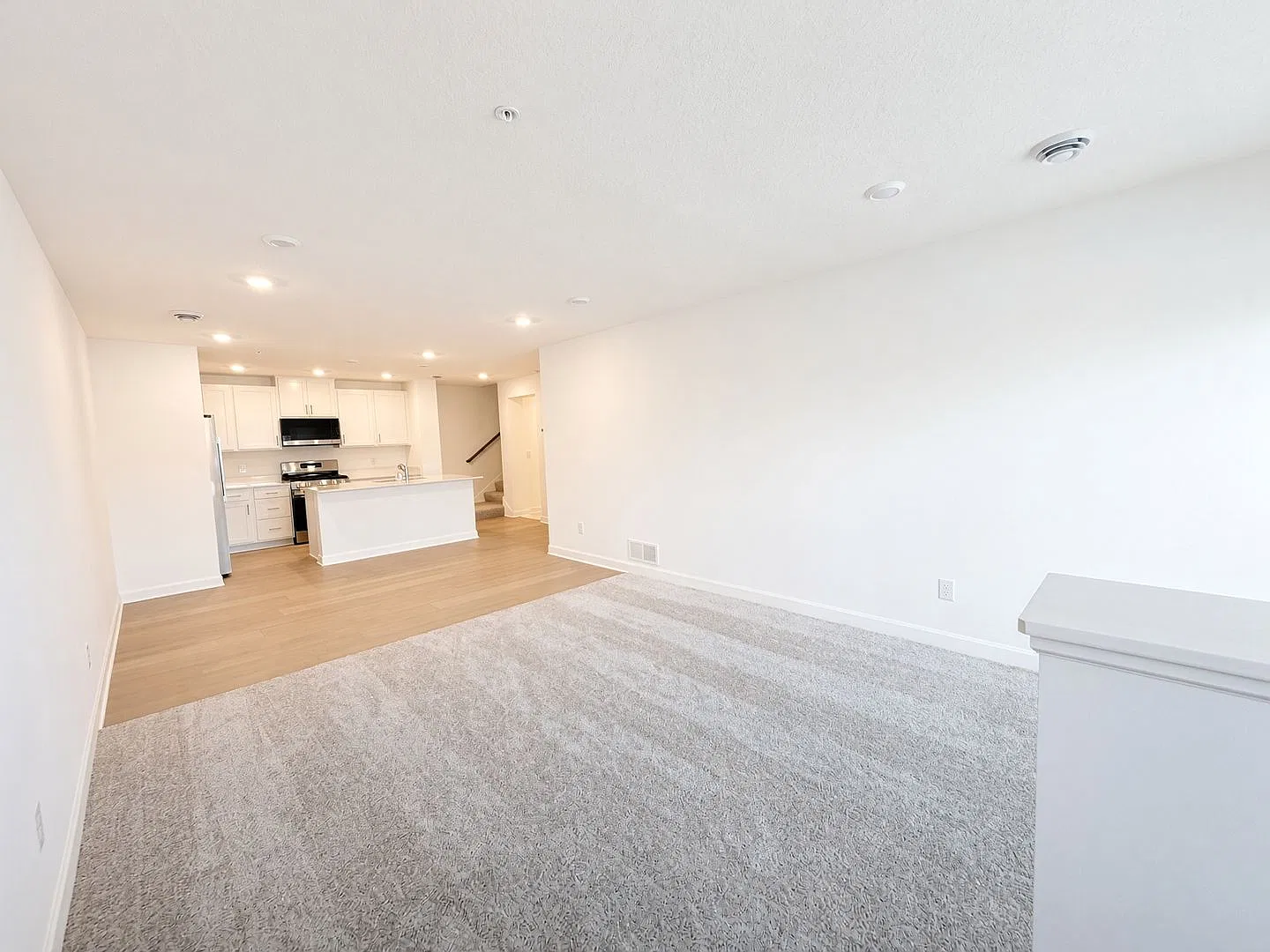 Brand New Construction 3Bed 2.5Bath Townhome in Woodbury! — Photo 2