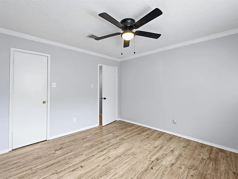 10735 Kitty Brook Dr — Photo 22