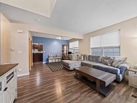 4th image of 3616 Hyde Park Ct