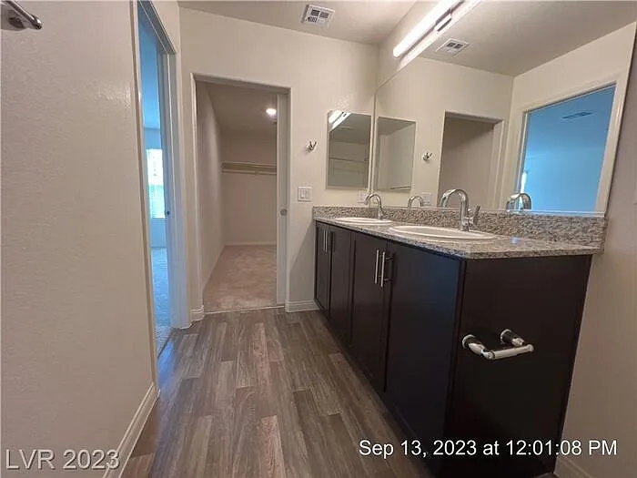 2750 Frosted Teal Ave — Photo 17