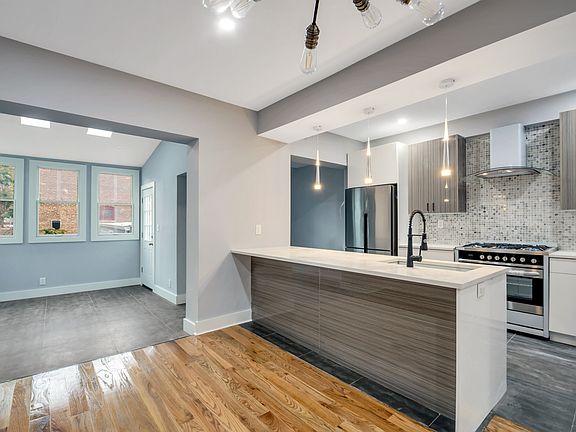 3rd image of 4517 Avenue K