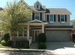 2411 Grizzly Run Ln, Euless, TX 76039