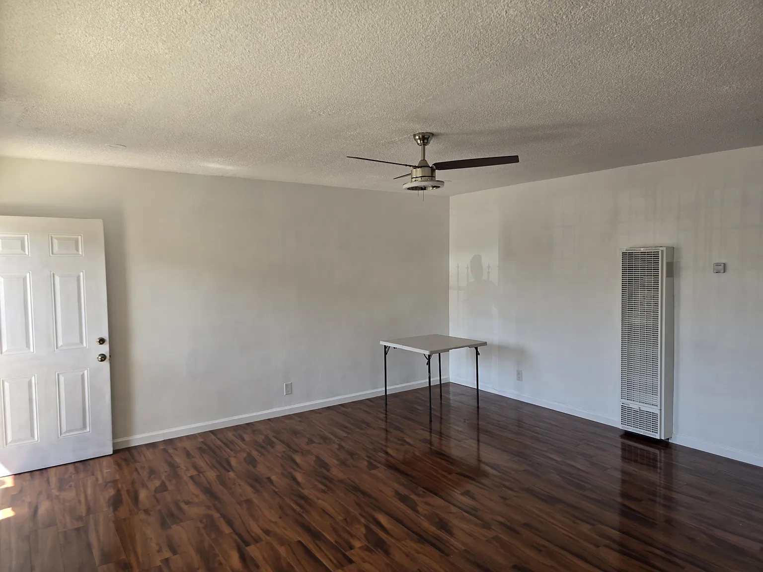 2 bed, 800 sqft, $2,500 — Photo 4