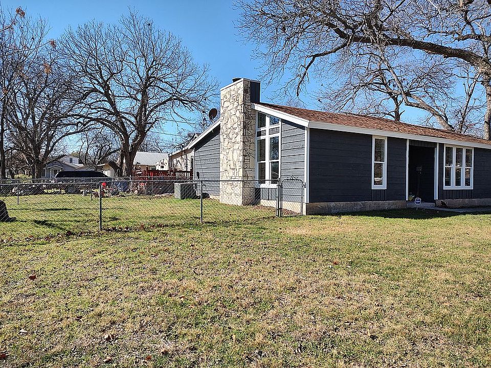 495 E Mather St, New Braunfels, TX 78130 Zillow