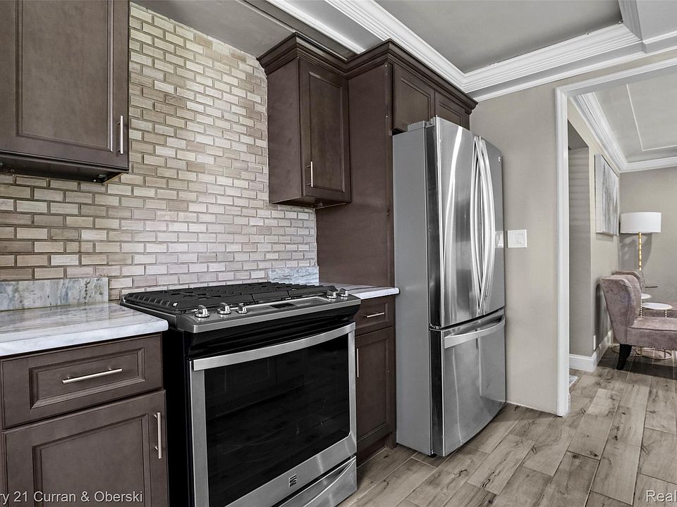 6233 Oakman Blvd, photo 13