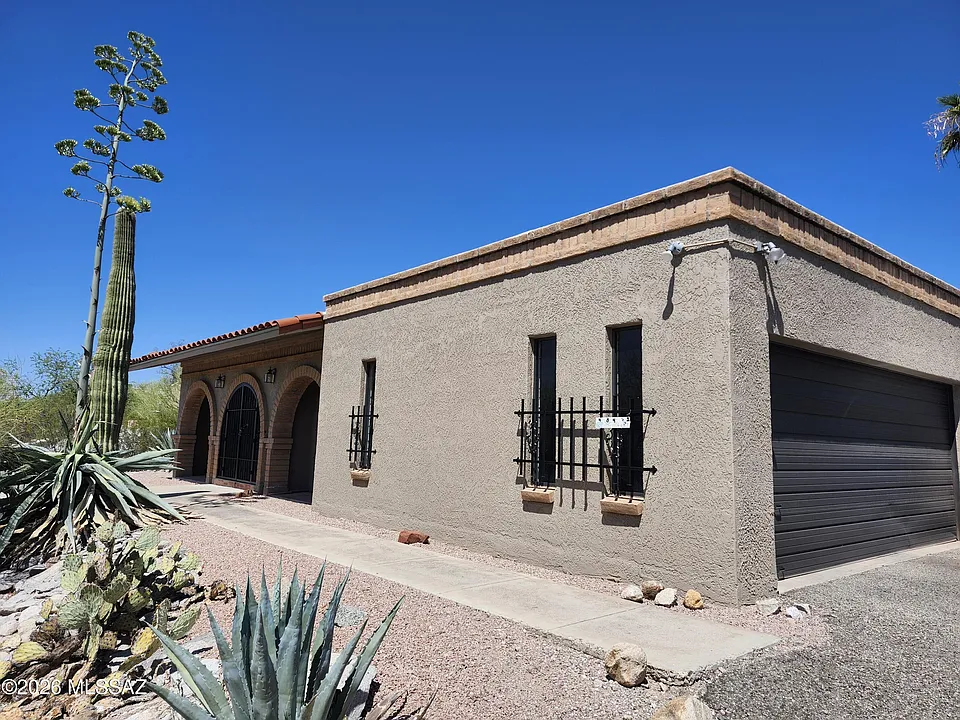 4841 N Paseo Presidio