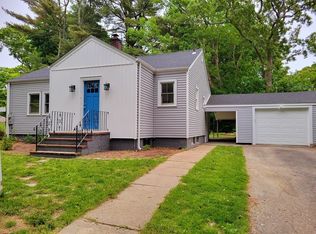 24 Travers St, Dartmouth, MA 02747