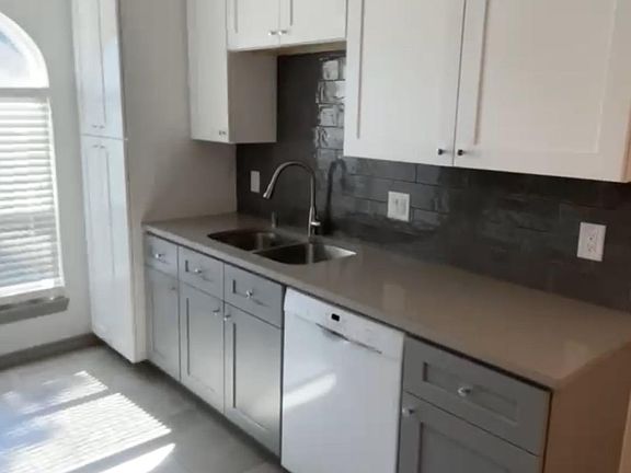 2nd image of 3512 Shady Valley Dr