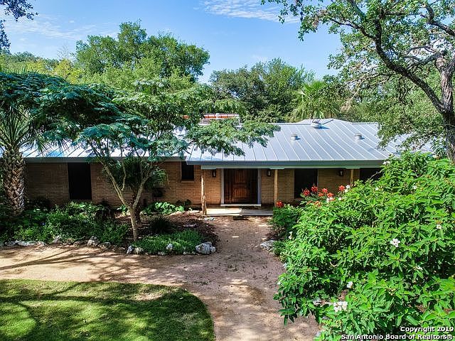 1st image of 420 Meadowbrook Dr