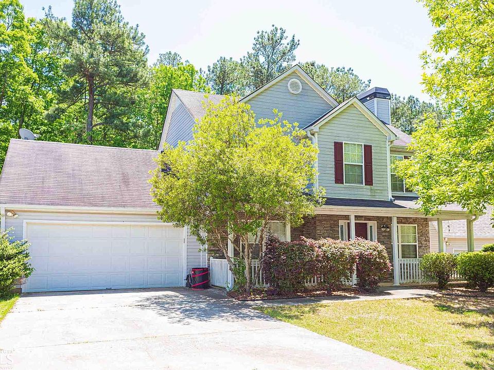 1st image of 330 Lake Valley Dr