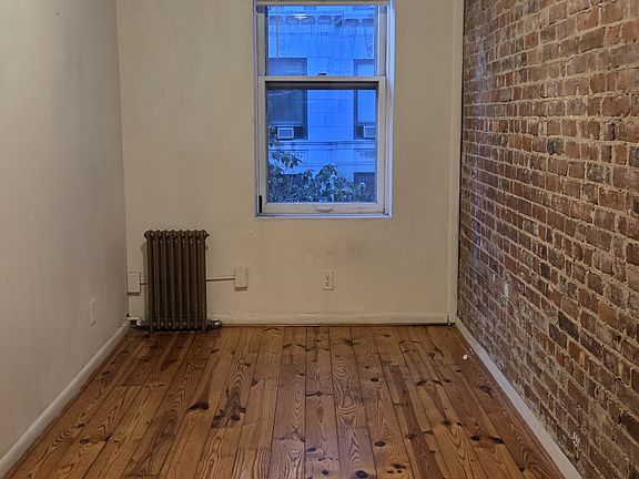 5th image of 191 Montgomery St APT 2