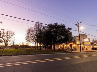 5120 Main St, Chappell Hill, TX 77426