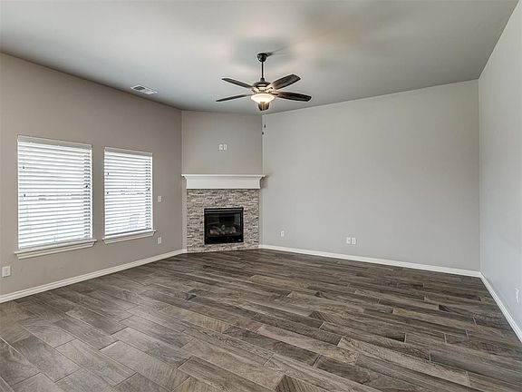 4th image of 12316 SW 31st St