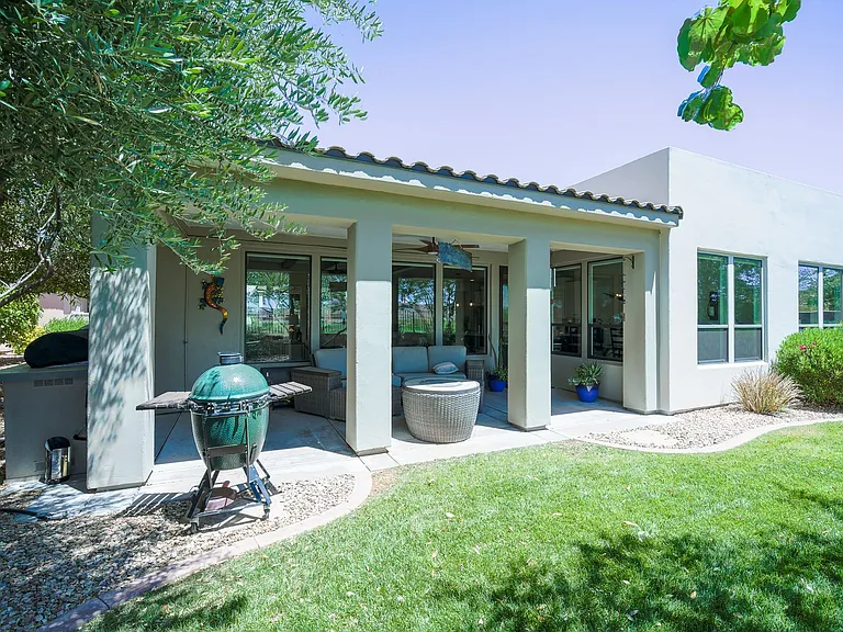 1359 W Shinnecock Cir — Photo 54