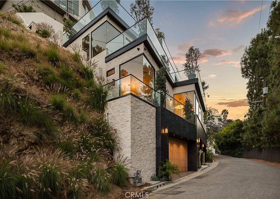 1st image of 1955 Curson Pl