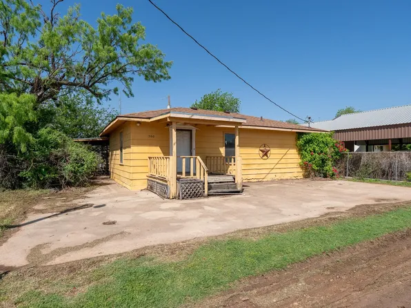 560 8th St, Hawley, TX 79525