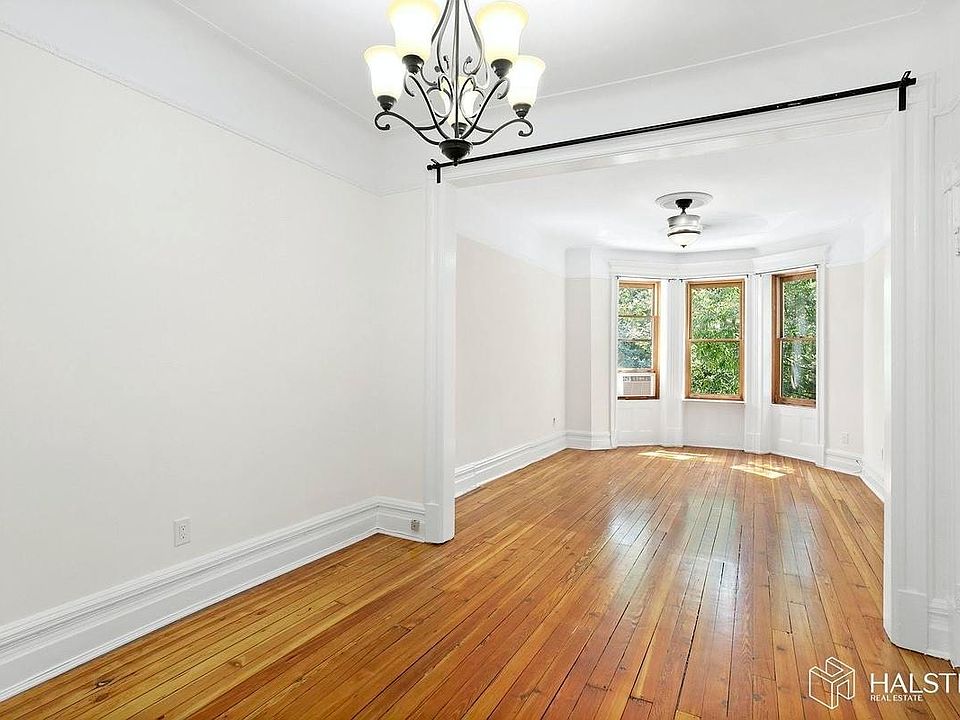 1st image of 11 Sherman St Floor 2