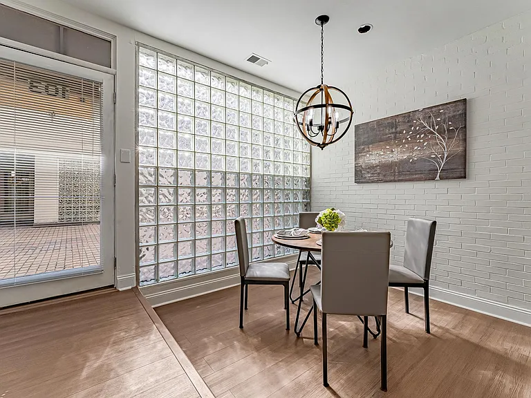 5030 5th Ave #103 — Photo 3