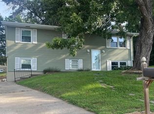 8 Newell Ln, Hannibal, MO 63401