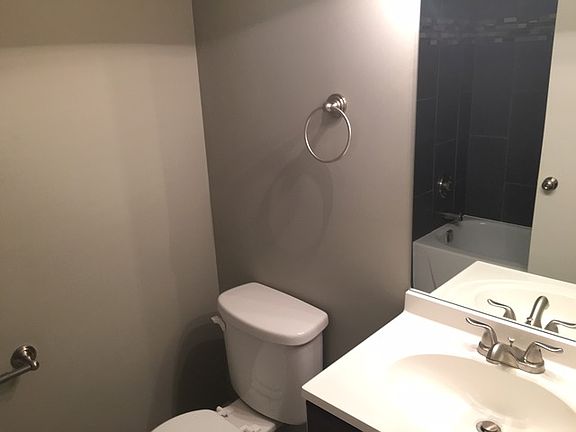 3rd image of 7748 Woodward Ave
