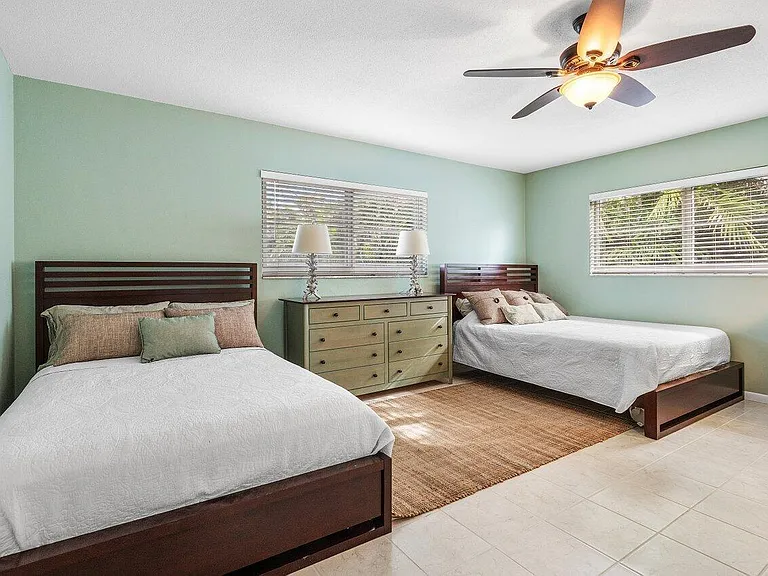 1015 Ingraham Ave #2 — Photo 18