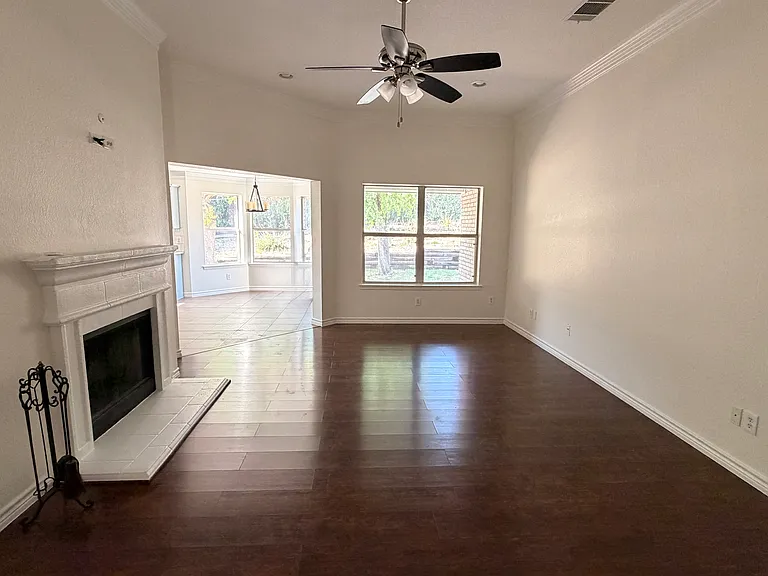 6708 Basswood Dr — Photo 2