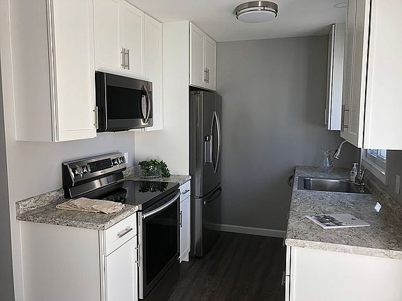 All New Renovated Kitchen