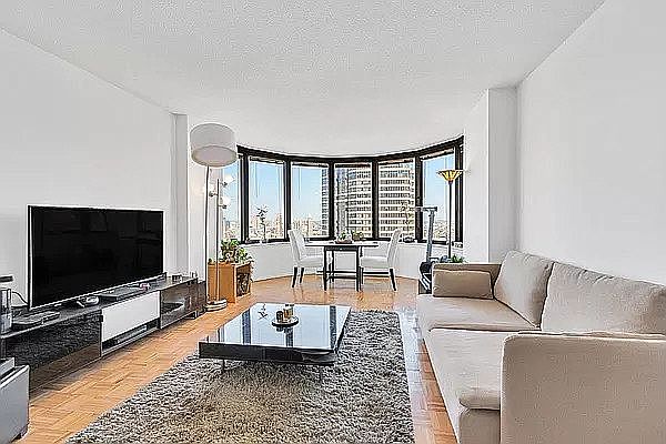 330 E 38th St Apt 30m New York Ny Zillow