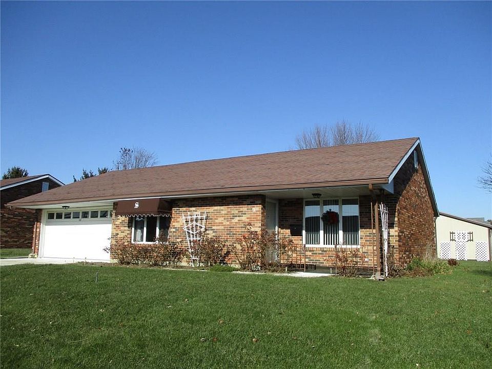 1st image of 1842 Parkway Dr