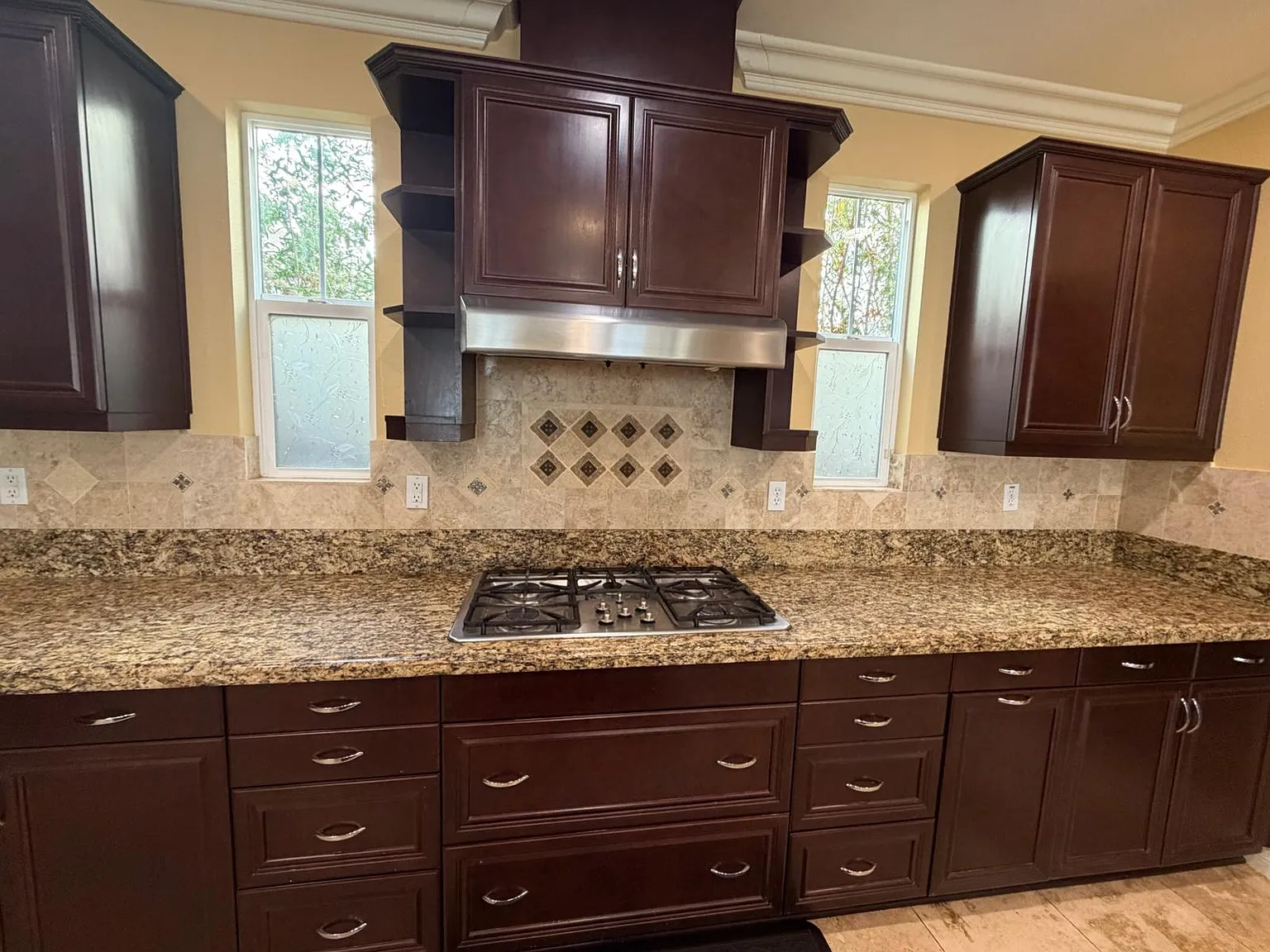5 bed, 4.5 bath, 3481 sqft, $6,500 — Photo 3