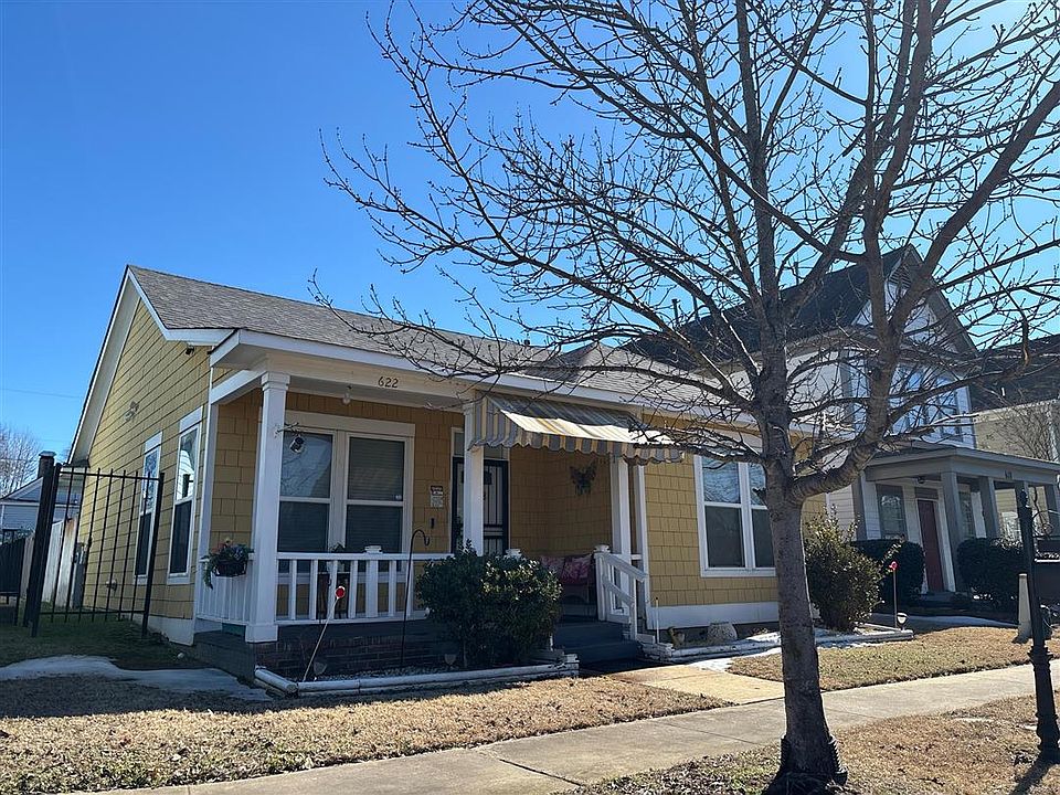 2nd image of 622 Peyton Cir