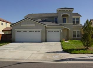 735 Nantucket St, San Jacinto, CA 92583